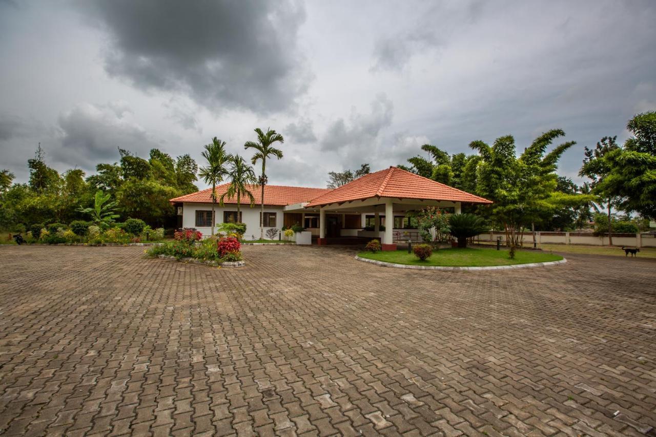 Kstdc Hotel Mayura Yagachi, Belur Belur  Exterior foto